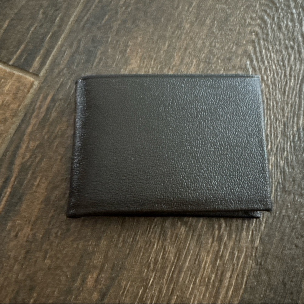 Elegant Brown Leather Men's Wallet